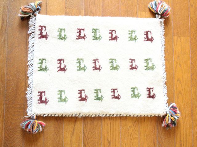 遊牧民のじゅうたん　ギャッベ（玄関マットサイズ小　約60×40cm） 1494