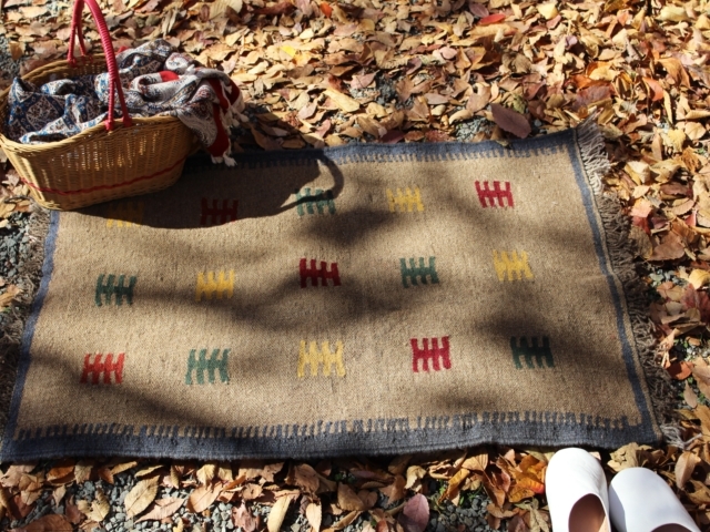 【値下げしました！】キリム　（玄関マットサイズ中 90×60cm）　5315