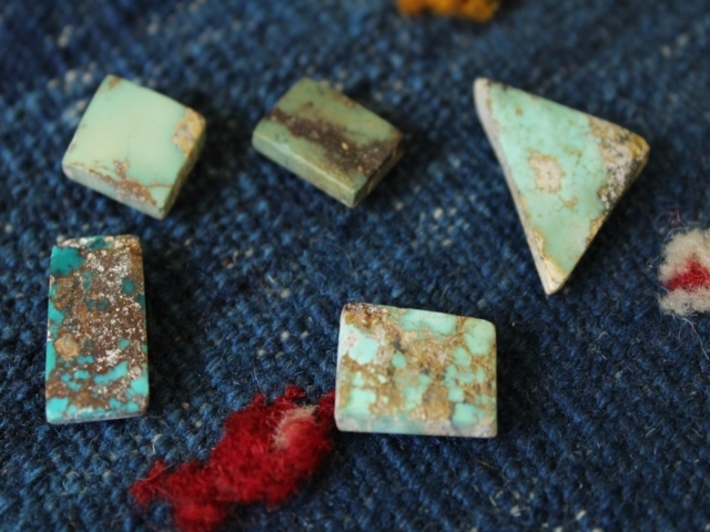 ペルシャ産ターコイズのルース（裸石）・中-1　 AC406-2