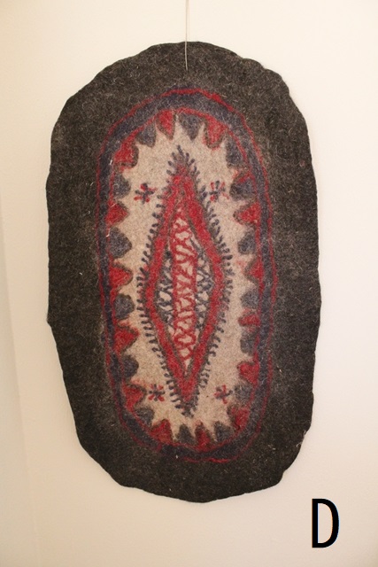 ノスタルジックなイランのフェルトラグ】ナマッド（楕円） N002