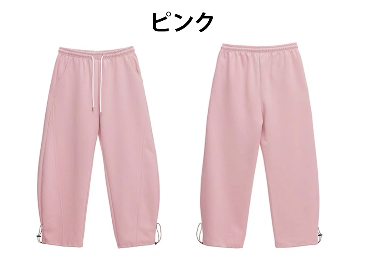ゆるっと穿けて、シルエットで差がつく。動きやすさ抜群のトレンド