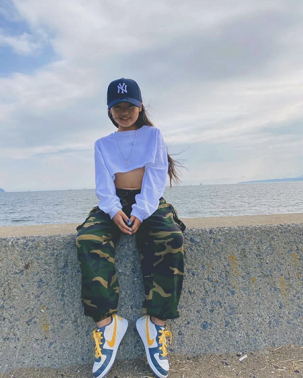 キッズ ダンス衣装 迷彩カーゴパンツ 男の子 女の子 迷彩パンツ ヒップ