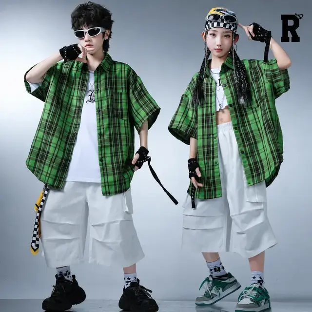 キッズ グリーンチェックシャツ＆ホワイトカーゴハーフパンツ [商品番号: 2716]