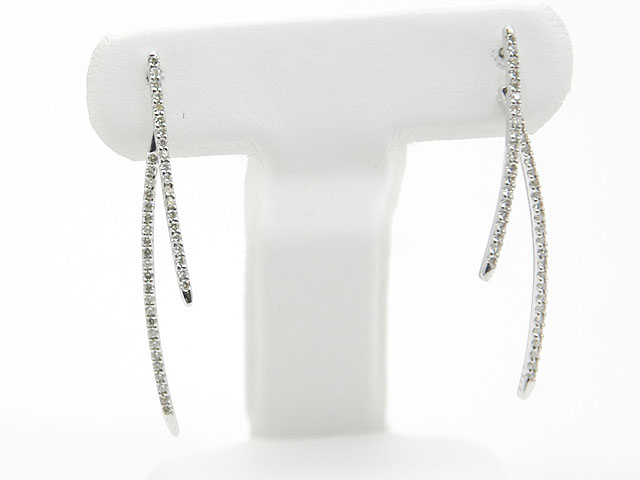 ホワイトゴールドダイヤモンドピアス/0056◆【送料無料】