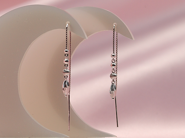 ホワイトゴールドデザインピアス/0196◆