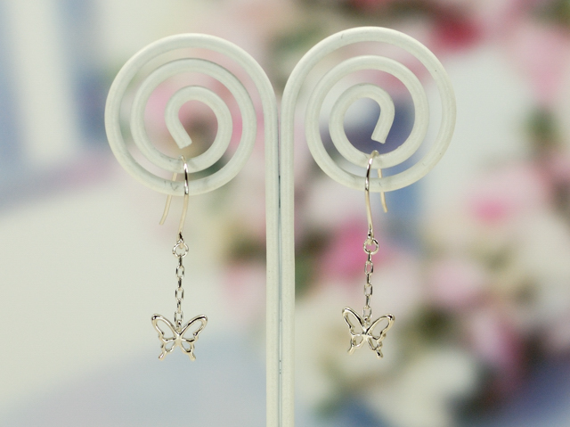 ホワイトゴールド デザインピアス/0423