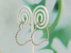 ホワイトゴールド デザインピアス/0370