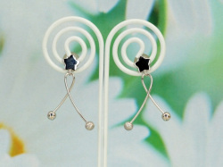 ホワイトゴールド デザインピアス/0377