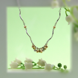 スリーゴールドネックレス スズラン◆【送料無料】