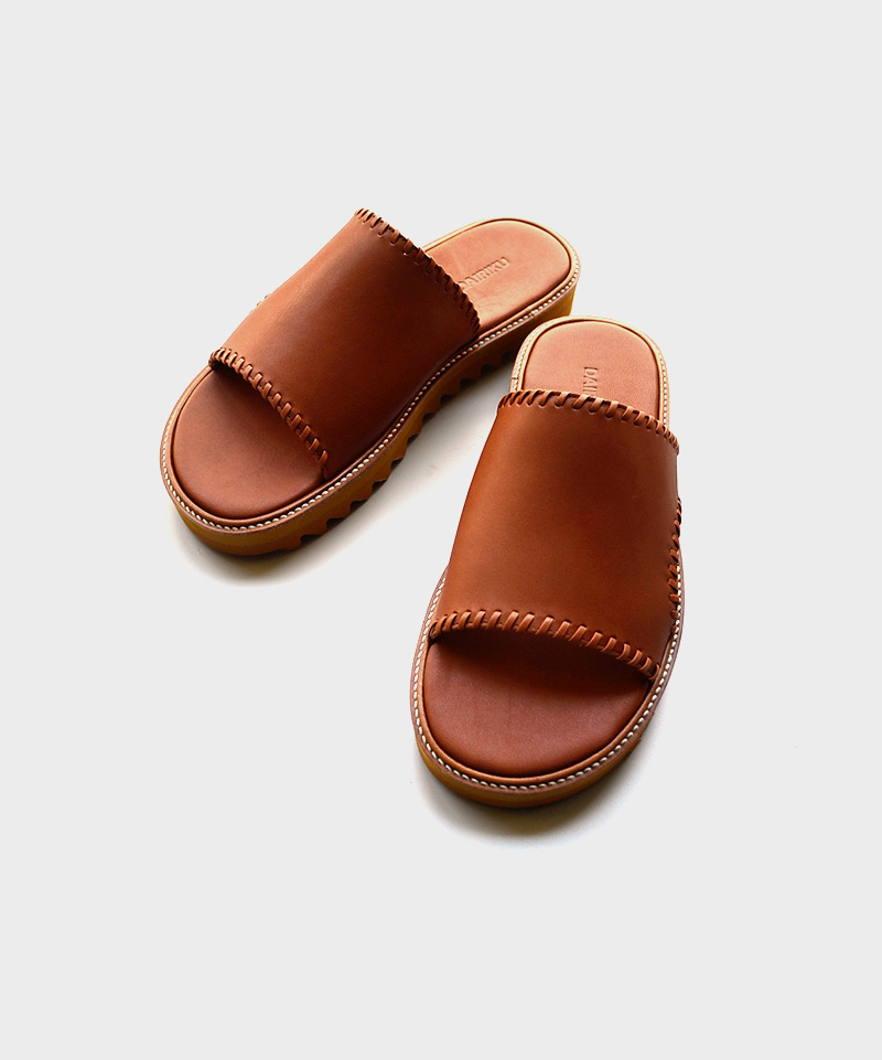 最高の品質の Wyatt DAIRIKU Hand Sandal Leather Stitch - サンダル