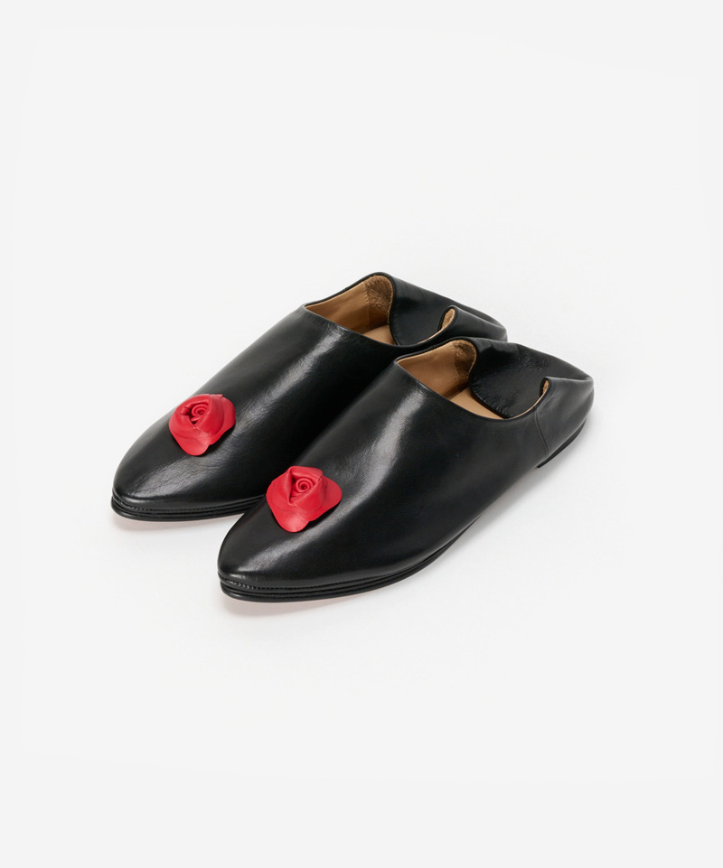 Hender Scheme bloom babouche black/red - Mens | rroomm onlinestore ...