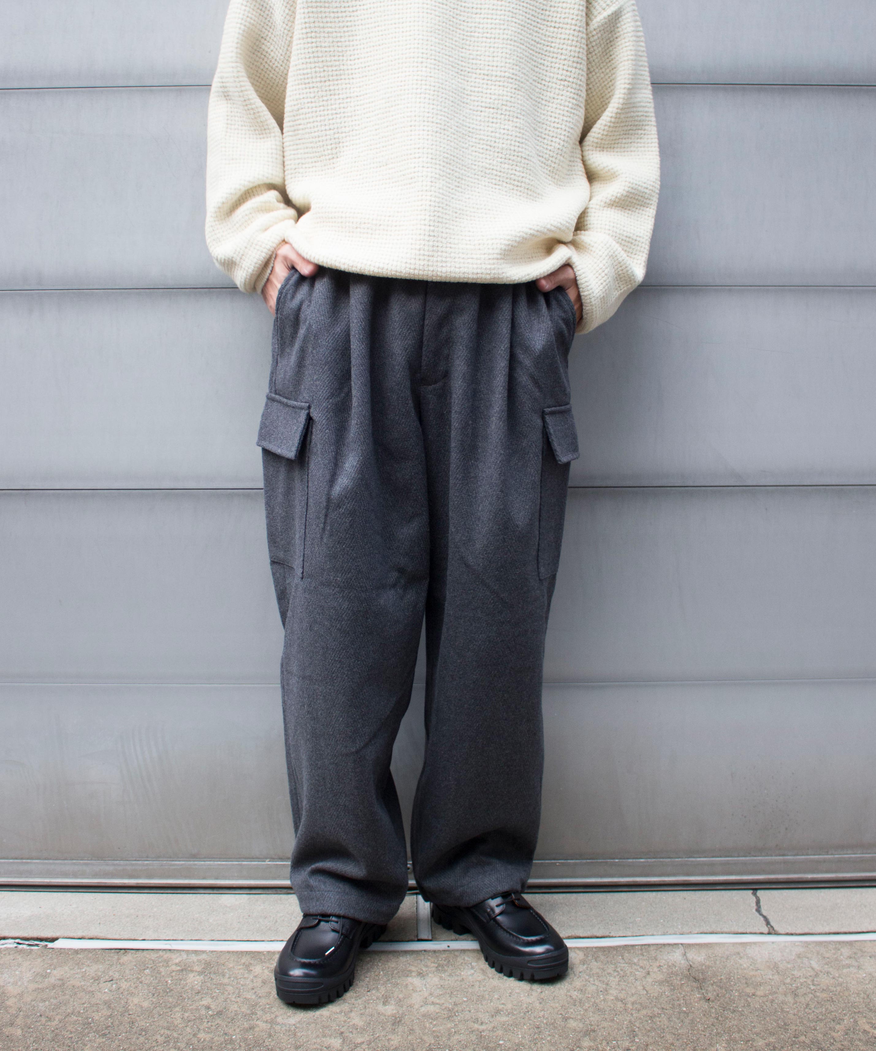 HEALTH EASY PANTS 7 グレー Mens rroomm onlinestore（ルーム オンラインストア）