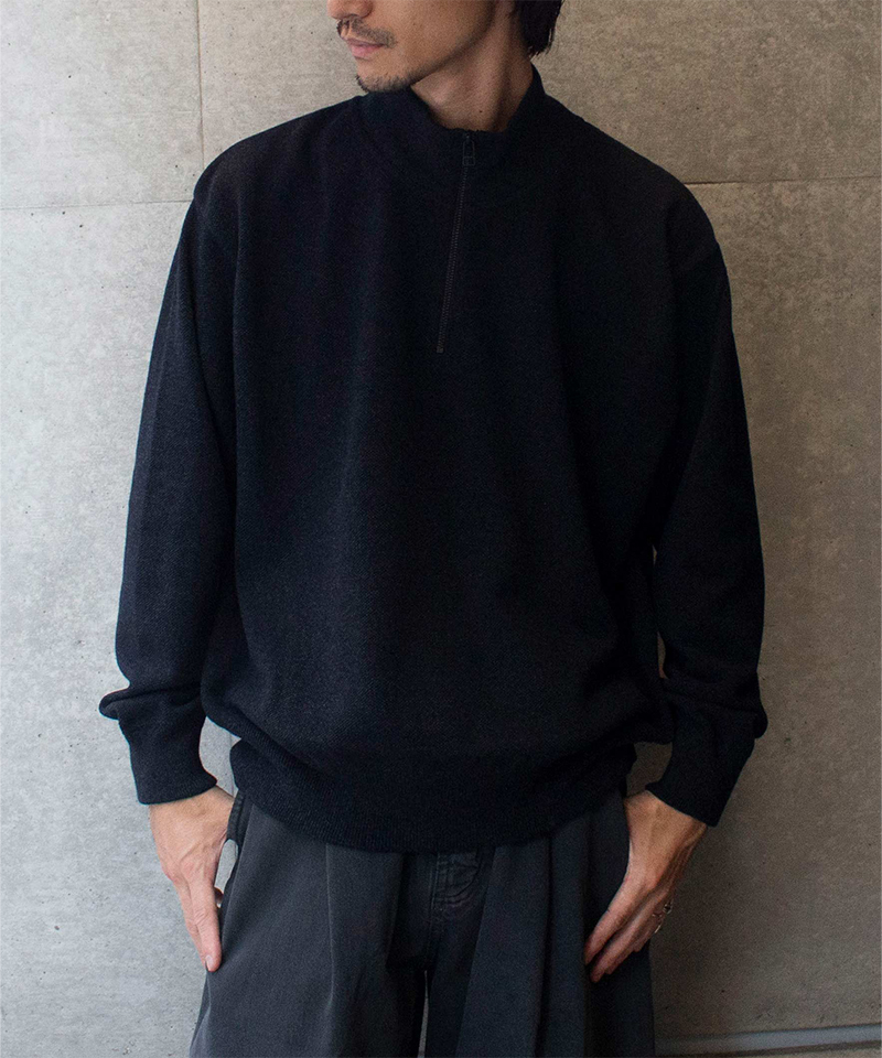 crepuscule Light Moss Stitch Half Zip P/O Black - Mens | rroomm 