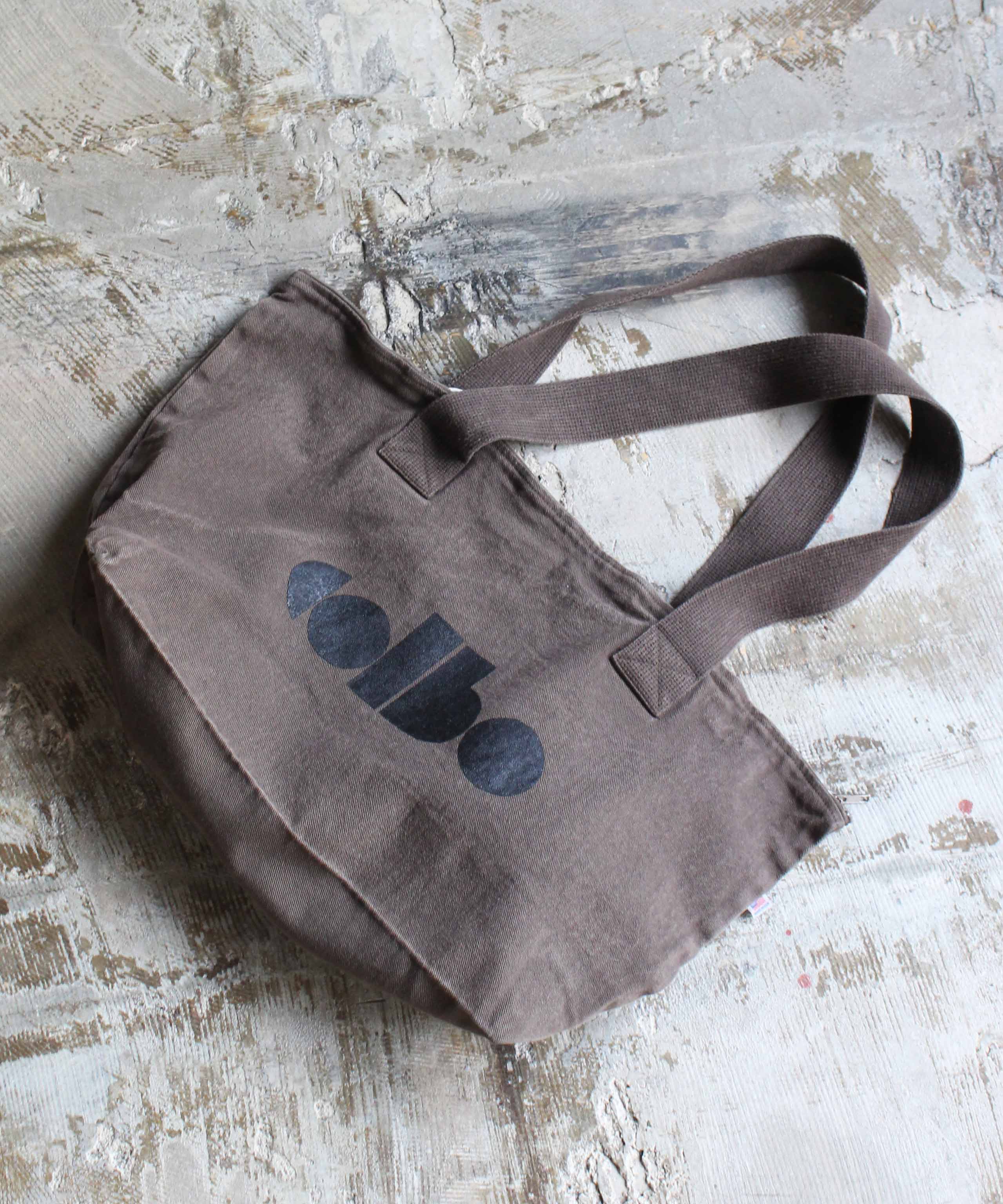 colbo Zip Logo Bag Washed Brown -