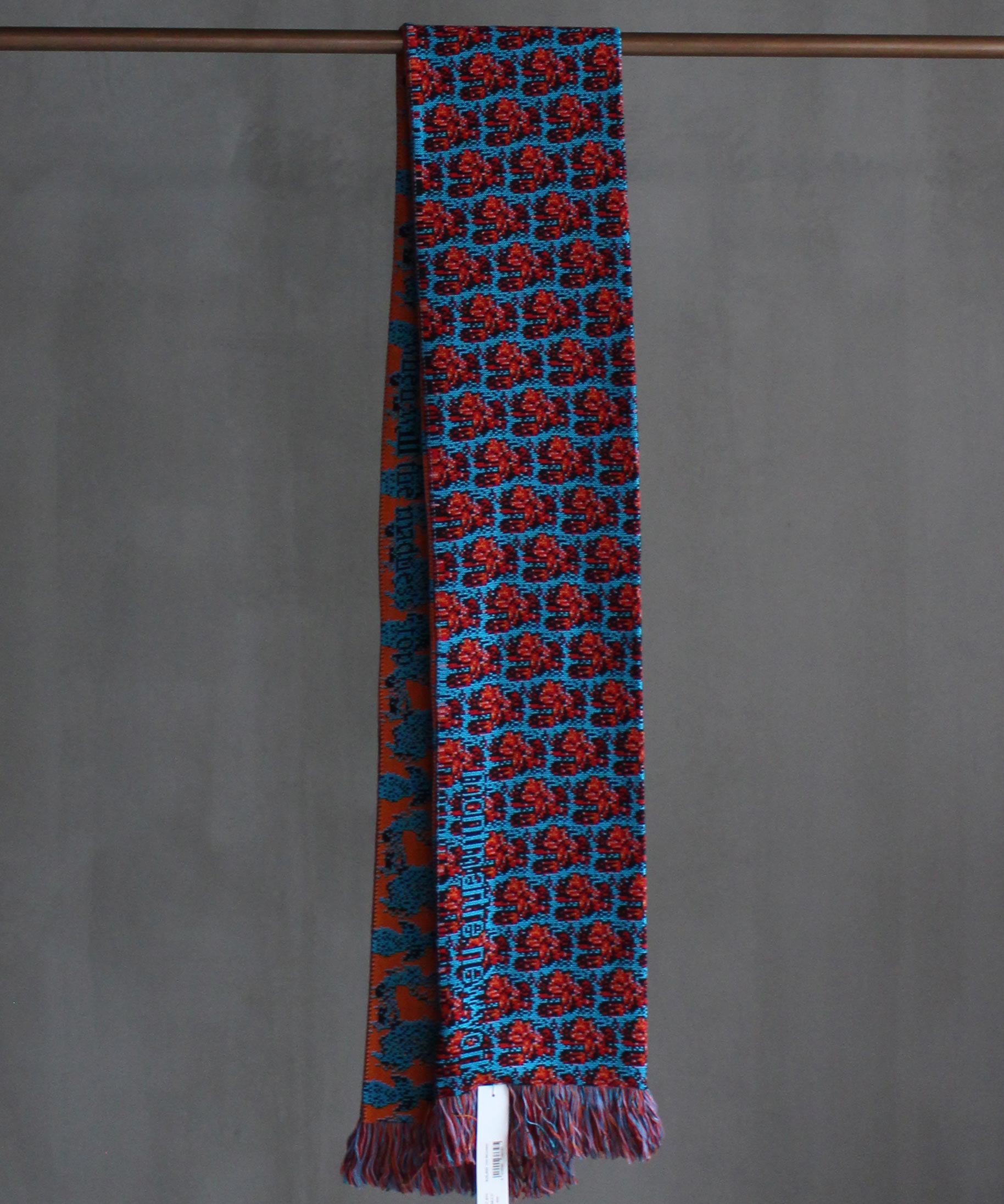 MONTMARTRE NEW YORK Roses are orange Scarf MULTI -