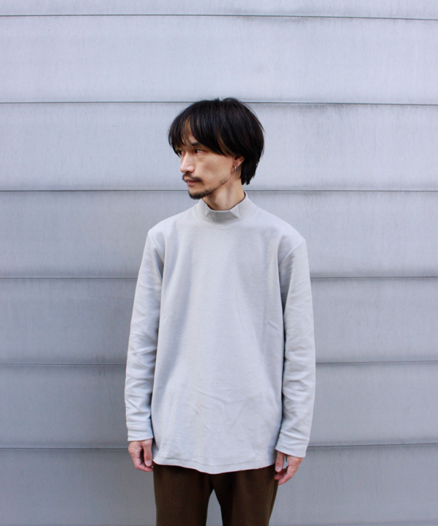 static ls mock neck