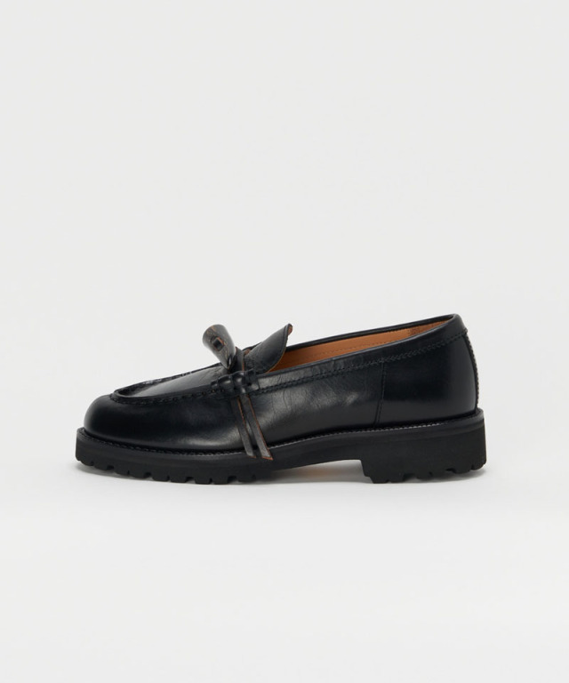 Hender Scheme horn loafer smooth black