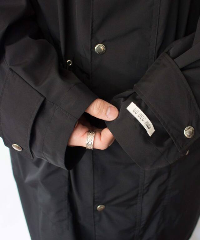 TSTS LIGHT SHELL COAT BLACK - Mens | rroomm onlinestore（ルーム