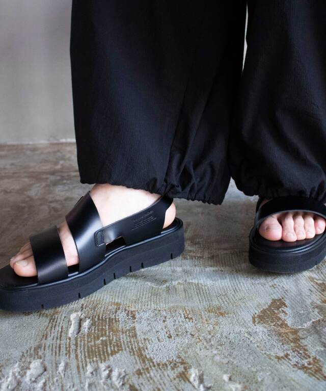 foot the coacher SS BELT SANDALS BLACK - Mens | rroomm onlinestore  