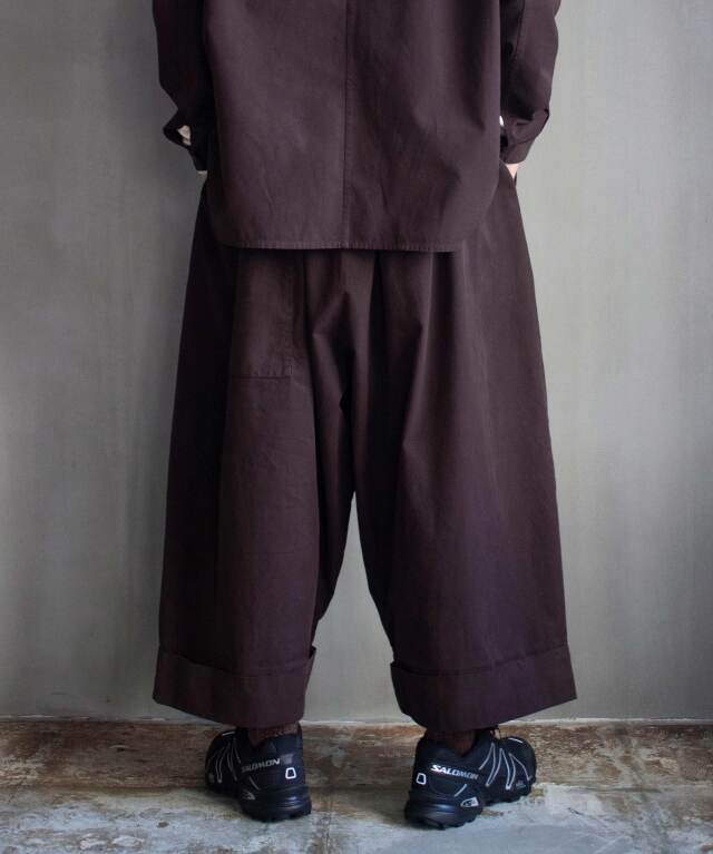 【関税込み】Toogood レッド 'The Baker' トラウザーズ Toogood: レッド 'The Baker' トラウザーズ | SSENSE 日本