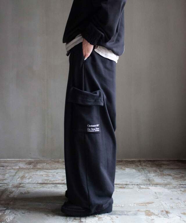 SHINYAKOZUKA ORDINARY HOME DELIVERY MAN(ISSUE#6) COLOURLESS BLACK