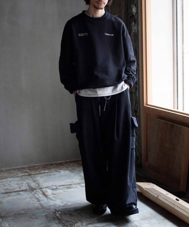 SHINYAKOZUKA ORDINARY HOME DELIVERY MAN(ISSUE#6) COLOURLESS BLACK