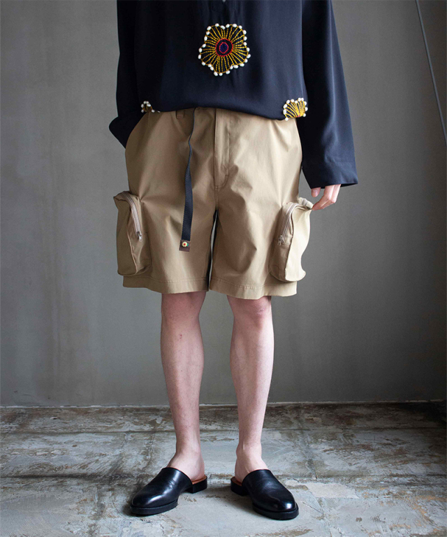 KAKAN ROUND SHORTS  KHAKI - Mens