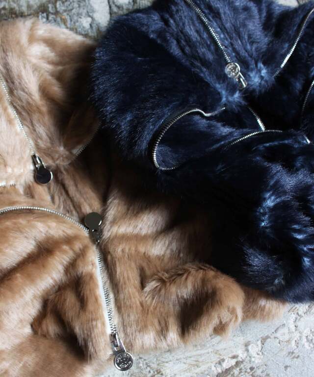 SHINYAKOZUKA FULL FACED HOOD(ISSUE#7) - | rroomm onlinestore