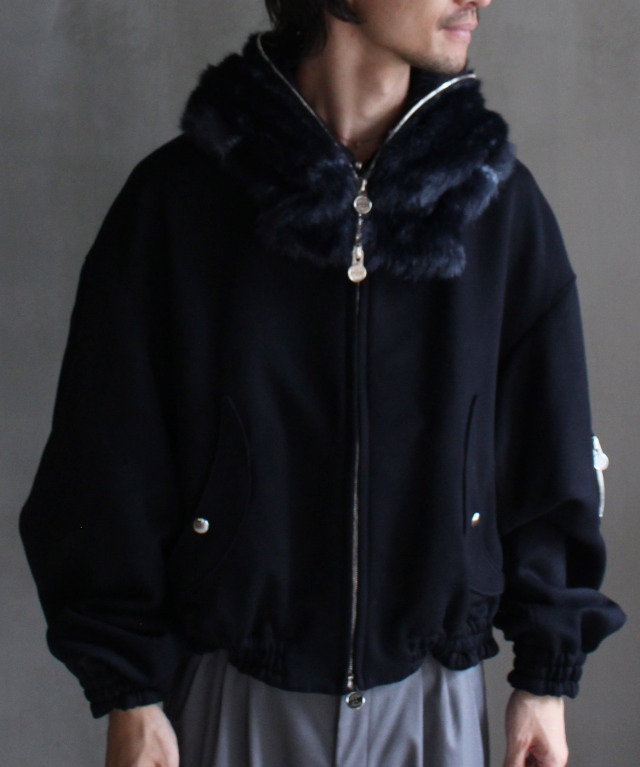 SHINYAKOZUKA FULL FACED HOOD(ISSUE#7) - | rroomm onlinestore