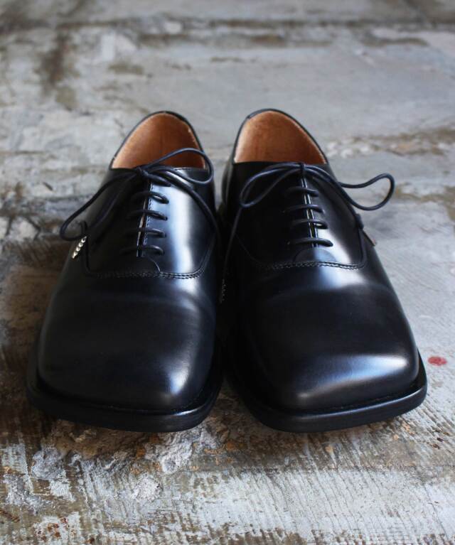 Hender Scheme bear foot balmoral black - | rroomm onlinestore