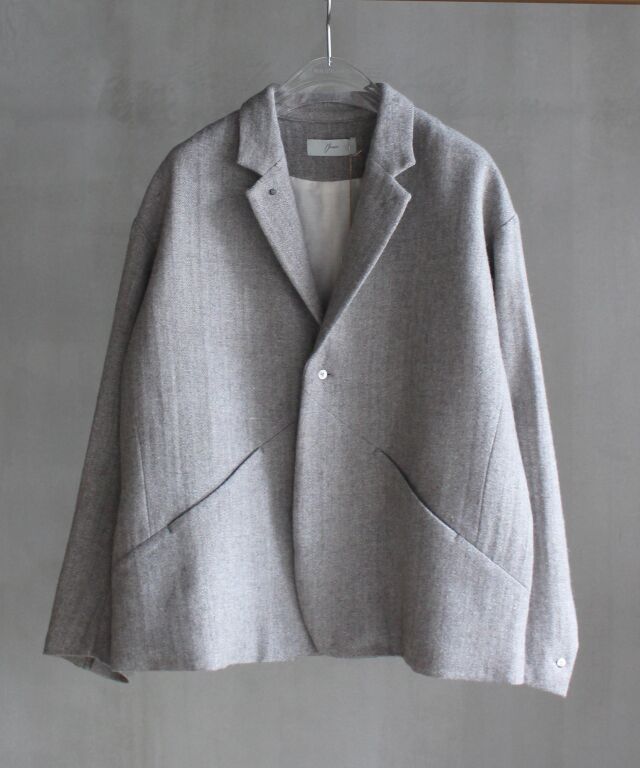 amachi. Elavation Jacket - Silver button