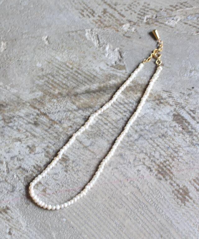 Daniel et Lili 60's vintage perl necklace