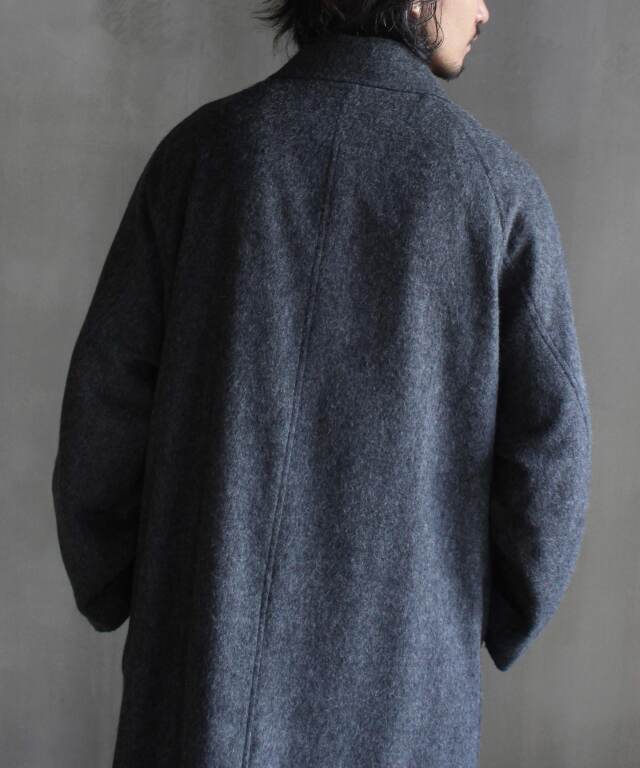 POLYPLOID LONG COAT C CHARCOAL - | rroomm onlinestore（ルーム