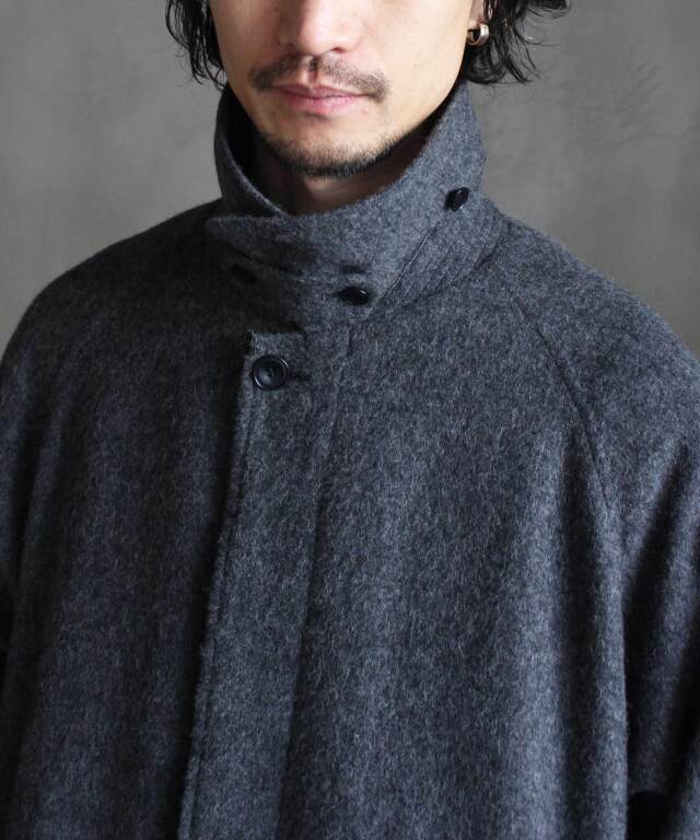 POLYPLOID LONG COAT C CHARCOAL - | rroomm onlinestore（ルーム