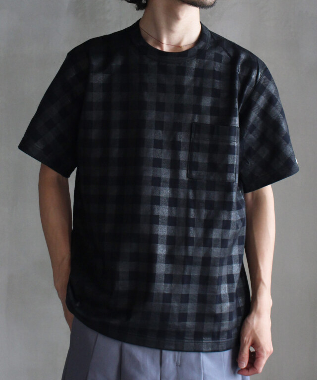 TSTS GINGHAM PRINT POCKET T-SHIRT BLACK AND BLACK -