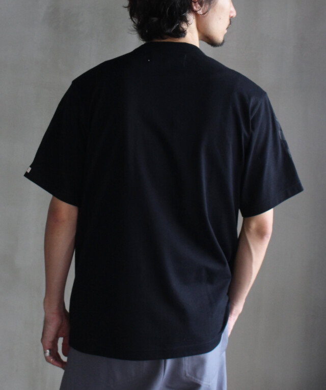 TSTS GINGHAM PRINT POCKET T-SHIRT BLACK AND BLACK - | rroomm