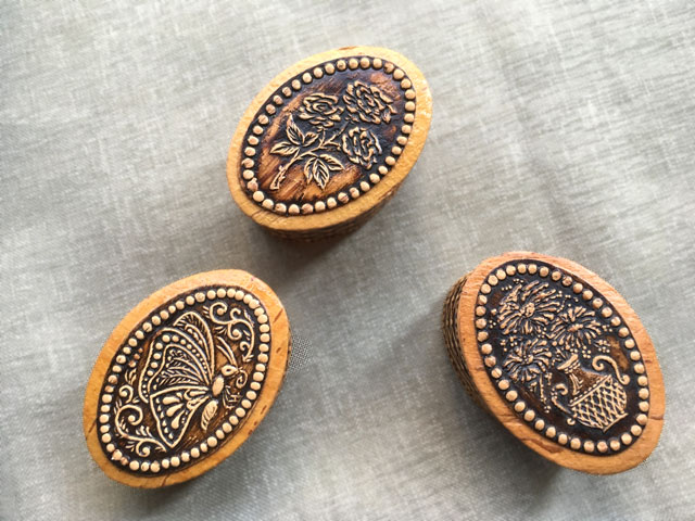 とても小さな楕円のケース☆白樺細工ベレスタ_ミニケース極小★ロシア雑貨