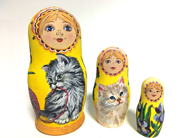 あやめと仔猫★コブロフstudio☆マトリョーシカ3ピース☆一点もの