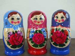 今ふうマトリョーシカ（3種）☆セミョーノフ☆7ピースマトリョーシカ☆ロシア雑貨