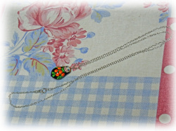 カラフルマトリョーシカのペンダント☆ロシア雑貨