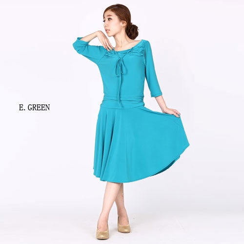 Y5541☆美品☆M☆黒 ベロア 花柄 刺繍 スタンダードドレス☆社交