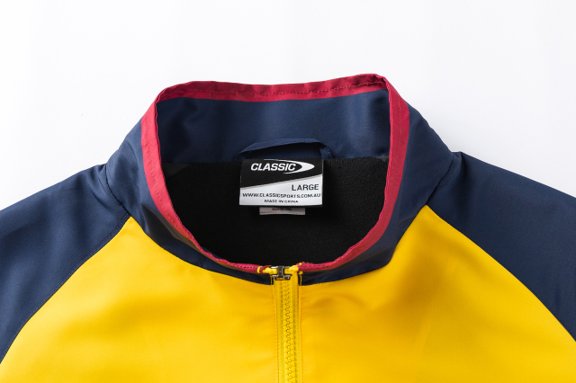 ハイランダーズ 2026 1/2 ZIP ウィンドブレーカー