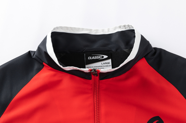 クルセーダース 2026 1/2 ZIP ウィンドブレーカー