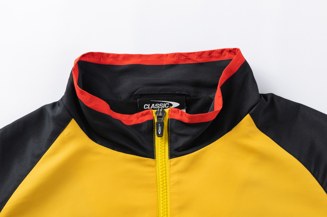 チーフス 2026 1/2 ZIP ウィンドブレーカー