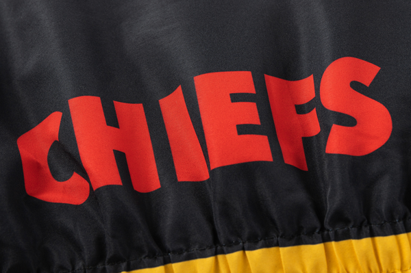 チーフス 2026 1/2 ZIP ウィンドブレーカー