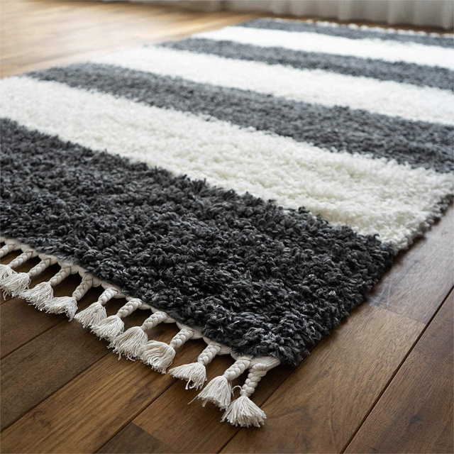 北欧風のボーダー柄シャギーラグ 約200x250 cm 3畳｜輸入絨毯 