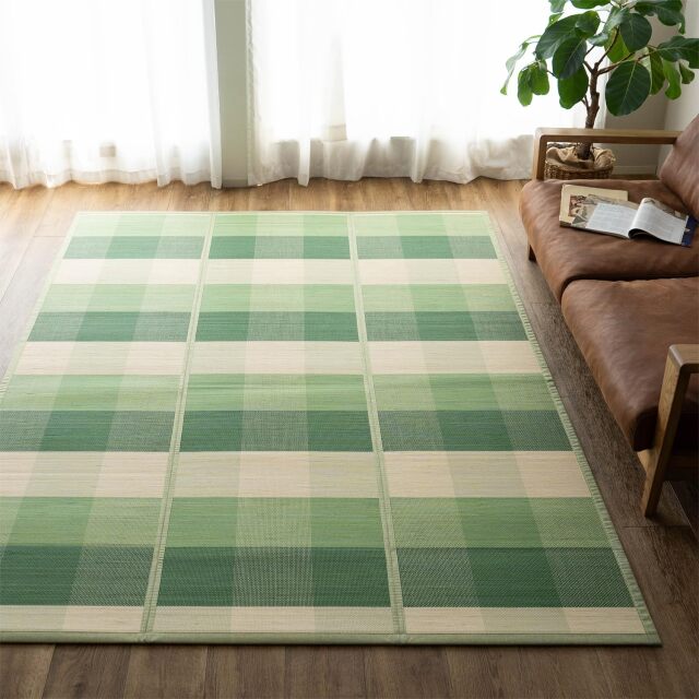 ひんやりと夏に涼しいチェック柄の竹ラグ 約 130×180 cm 1.5畳｜輸入
