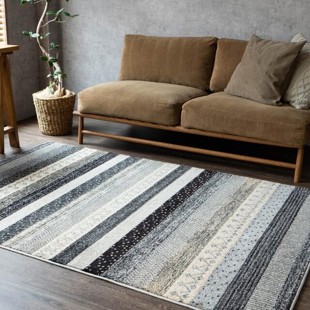 ジオメトリーライン3 ボーダー ラグマット 約 133x195cm 長方形 1.5畳 グレー レッド ウィルトン織り トルコ製／geometry3-133-195