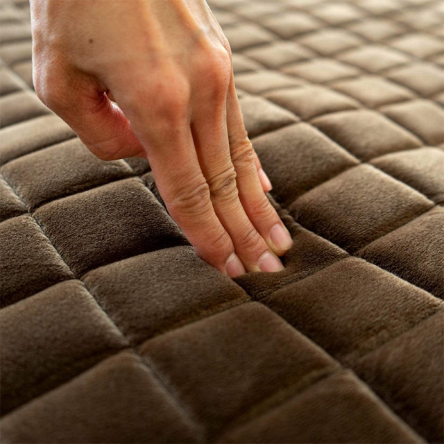 北欧風のふかふか厚めのキルトラグ 約 95x140 cm 1畳｜輸入絨毯