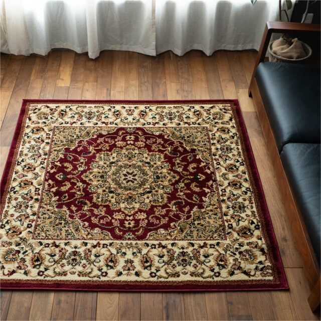 トルコ製ペルシャデザインのウィルトン織りラグ 約 150x150 cm 1.5畳